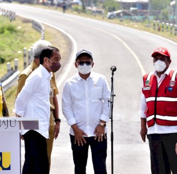 Presiden Jokowi Resmikan Jalan Lingkar Brebes-Tegal , Optimis Perlancar Arus Mudik 2022