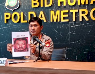 Polisi Buru 3 Pelaku Utama Pengeroyok Ade Armando