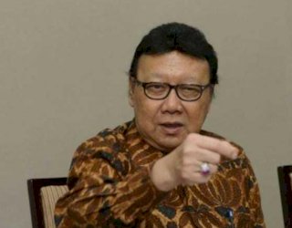 Ketua DPRD Luwu Utara Sampaikan Duka Meninggalnya MenPAN-RB