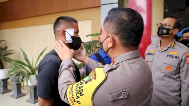 Salah Satu Korban Pemukulan Saat Demo 11 april, Anggota Dirlantas Polda Metro Jaya. (Istimewa)