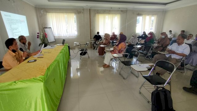 Rapat Persiapan Jelang Kunjungan Lembaga Layanan Pendidikan Tinggi (L2Dikti) Wilayah IX Sulawesi, Rabu (13/04/2022). (Foto: M. Dahlan Abubakar)