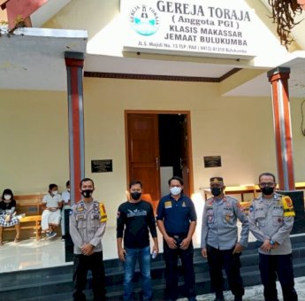 Perayaan Hari Paskah di Bulukumba, Gereja Dijaga Ketat Polisi