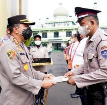 Gagalkan Perampokan Bank, Satpam di Jaksel Dapat Penghargaan dari Kapolres