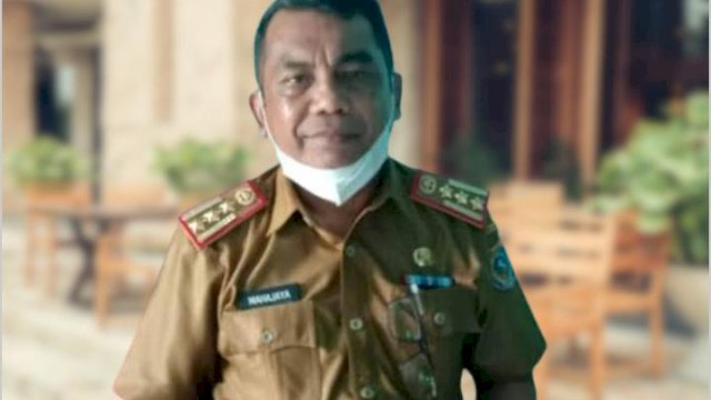Kepala Badan Kepegawaian, Pendidikan dan Pelatihan (BKPP) Kabupaten Muna Barat, Laode Mahajaya. (Istimewa)
