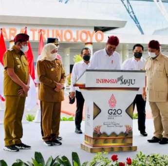 Presiden Jokowi Resmikan Bandara Trunojoyo Kabupaten Sumenep