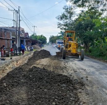 Gubernur Sulsel Sampaikan Ruas Pinrang-Rappang Mulai Dikerjakan