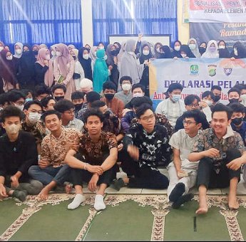 Ratusan Siswa SMA di Bekasi Deklarasi Anti Tawuran dan Kekerasan