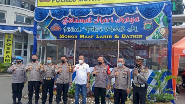 Kapolres Metro Bekasi Kota Kombes Pol Hengki, meninjau kesiapan Pos Pengamanan Lebaran Idul Fitri 1443 Hijriah, Sabtu (23/04/2022). (Istimewa)