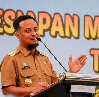 Hari Pertama Bekerja Usai Libur Lebaran, Gubernur Sulsel Beri Pesan ini Bagi ASN