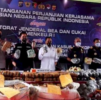 Polri Sita 238 Kg Sabu dan 121 Kg Ganja, Dengan Modus Ship to Ship