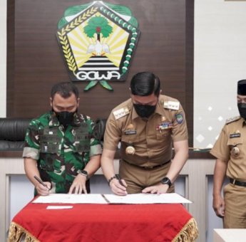 Pemkab Gowa dan Kodim 1409 Remajakan Pohon Pelindung di Sejumlah Ruas Jalan