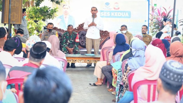 Ketua DPRD Makassar, Rudianto Lallo saat melakukan reses di Kelurahan Pattingalloang, Kecamatan Ujung Tanah, Makassar, Selasa (12/4/2022). (Foto: Istimewa)