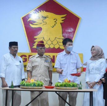 Buka Puasa Bareng Anak Panti Asuhan, DPC Gerindra Makassar Resmikan Sekretariat Baru
