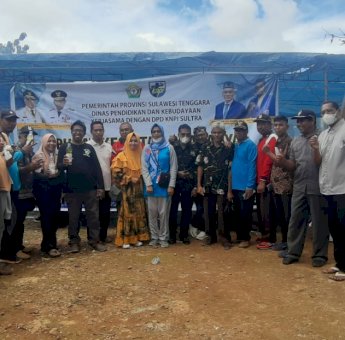 Sekolah di Buteng Ikut Serta dalam Aksi Masal Siswa SMA dan SMK se-Sultra Produksi Minyak Goreng dari Kelapa