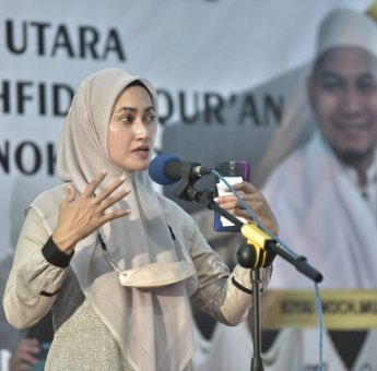 Hadiri Wisuda Hafidz Di Wonokerto, Bupati Luwu Utara : Kita Terget Satu Masjid Satu Hafidz