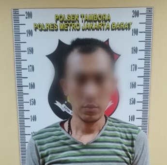 Pelaku Jambret HP Diangkot Ditangkap Warga, Kini Ditahan Polsek Tambora