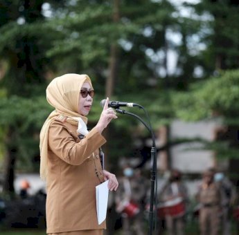 Karier Berawal Dari Penyuluh KB, Kamsina Jadi Perempuan Pertama Jabat Sekda Gowa