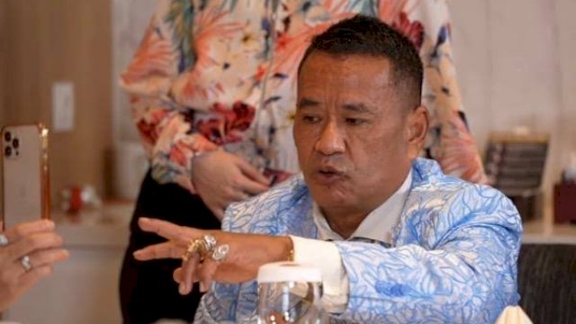 Pengacara Kondang, Hotman Paris Hutapea. (Foto: inews)