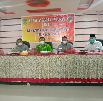 Buka RAT, Kadis Dagkoprin UKM Luwu Timur Apresiasi KPN Karya Mekar