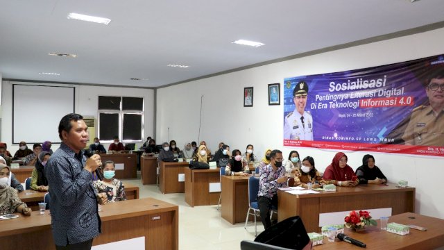 Diskominfo-SP Kabupaten Luwu Timur melalui Bidang IKP menggelar Sosialisasi Pentingnya Literasi Digital di Era Teknologi Informasi 4.0.