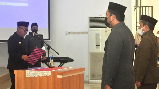 Bupati Luwu Timur, Budiman Lantik Pejabat Pimpinan Tinggi Pratama dan Administrator.
