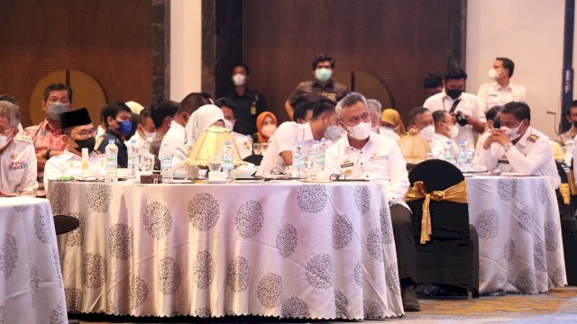 Bupati Luwu Timur, H. Budiman menghadiri acara Musyawarah Perencanaan Pembangunan (Musrenbang) Rencana Kerja Pemerintah Daerah (RKPD) Provinsi Sulawesi Selatan Tahun 2023.