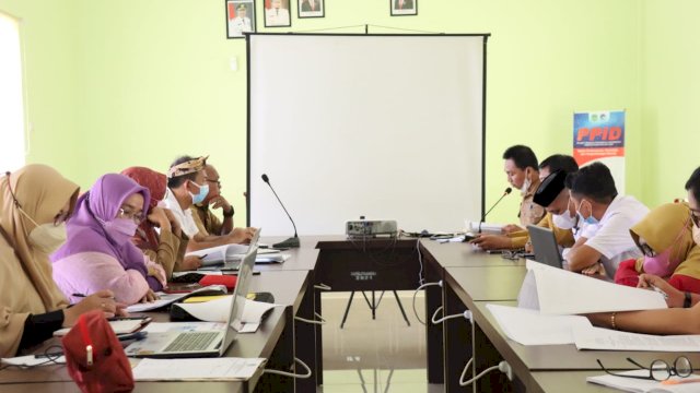 Tim PTPPS Luwu Timur menggelar Rapat koordinasi Percepatan Penurunan Stunting.