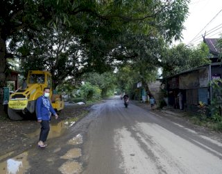 Gubernur Sulsel Tinjau Langsung Kondisi Jalan Ruas Pekkae – Takkalala
