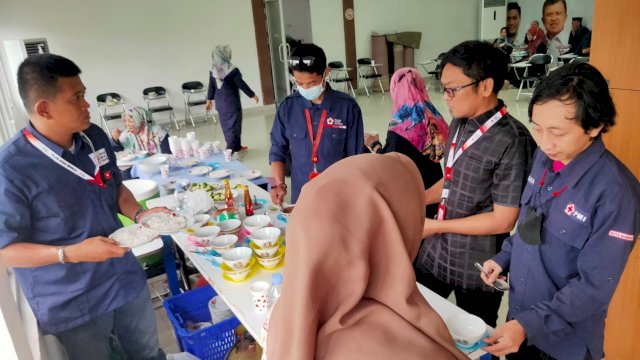 Halal Bi Halal di Markas PMI Kota Makassar, Jl. Kandea, Rqbu (11/05/2022). (Istimewa)