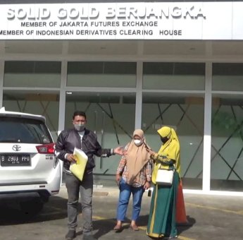 Iming-imingi Emas Batangan, Warga Takalar Kehilangan Uang Rp150 Juta Akibat Investasi di PT Solid Gold Berjangka