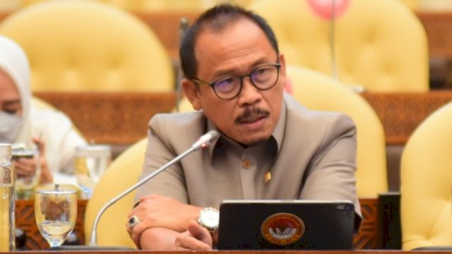 Anggota Komisi IV DPR RI Suhardi Duka, (Istimewa)
