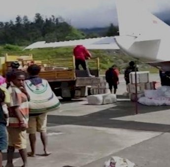 KKB Papua Tembaki Pesawat Kargo Asian One Air Saat Mendarat di Bandara Ilaga