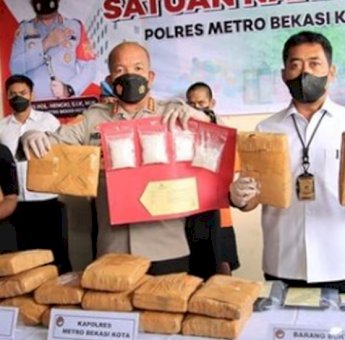 Polres Metro Bekasi Kota Tangkap Dua Pengedar Ganja dan Sabu