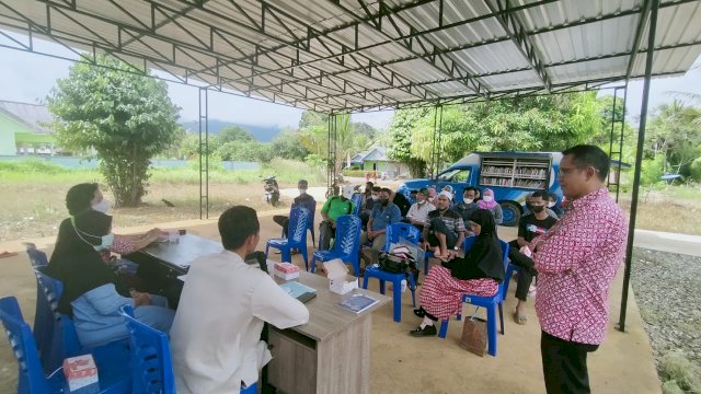 Dinas Perpustakaan dan Kearsipan Kabupaten Luwu Timur bekerjasama dengan Dinas Pertanian dan Ketahanan Pangan Lutim menggelar Sosialisasi dan Penyuluhan tentang Cara Beternak Kambing dan Itik.