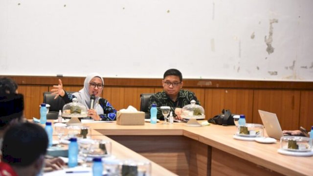 Bupati Luwu Utara Indah Putri Indriani, saat menerima kunjungan Tim Koordinasi, Supervisi, dan Pencegahan Komisi Pemberantasan Korupsi (KPK), Kamis (19/05/2022). (Istimewa)