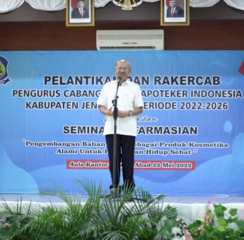 Pelantikan dan Raker Apoteker Indonesia Cabang Jeneponto, Ini Pesan Bupati Iksan Iskandar