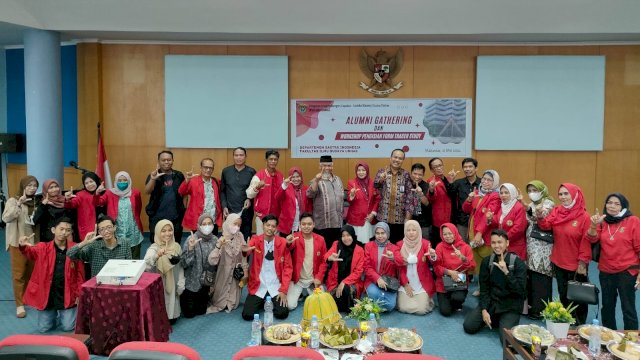 Alumni Gathering Departemen Sastra Indonesia Fakultas Ilmu Budaya Unhas, di Gedung Ipteks Kampus Tamalanrea, Sabtu (21/5/2022). (Istimewa)