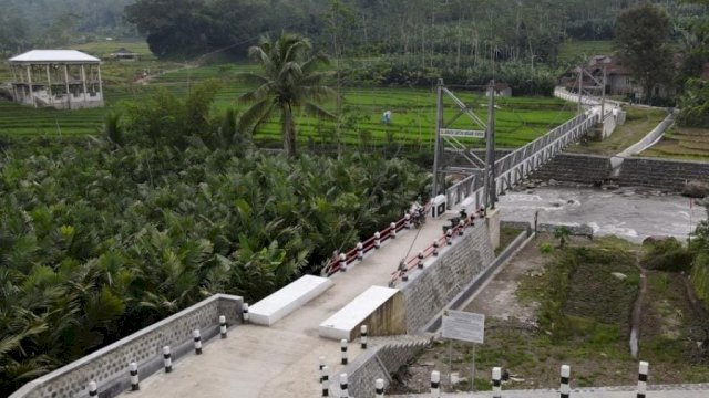 Kementerian PUPR selesaikan pembangunan 3 Jembatan Gantung di Jawa Tengah. (Istimewa)