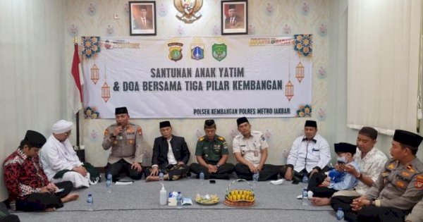 Polsek Kembangan Jakarta Barat Santuni Anak Yatim Piatu