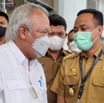 Bertemu Menteri PUPR, Gubernur Andi Sudirman Laporkan Kondisi Jalan Menuju Seko-Rampi