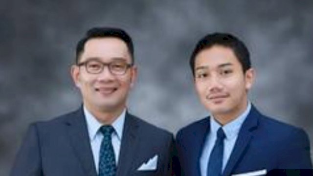 Gubernur Jawa Barat Ridwan Kamil, bersama putra sulungnya Emmeril Kahn. (Foto: Instagram @qaka.attamimi)