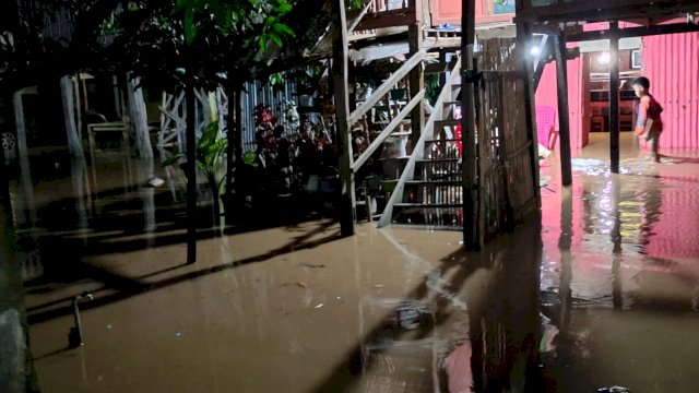 Banjir di Dusun Pammukulu, Desa Ko'mara, Kecamatan Polongbangkeng Utara, Kabupaten Takalar, Sulawesi Selatan. (Istimewa)