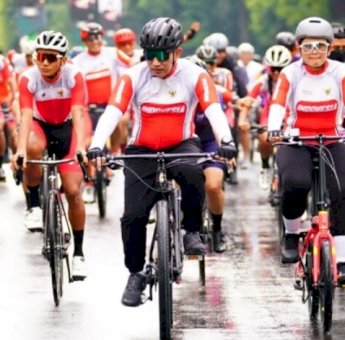Kapolri Gowes Bareng Atlet Sepeda Sea Games, Sebarkan Budaya Bersepeda