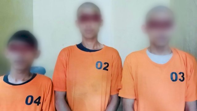 KA (20) SA (22) SU (21) pelaku pencabulan diamankan di Polres Serang, Banten. (Istimewa)