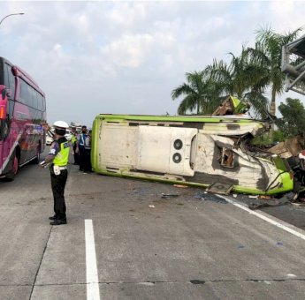 Kapolda Jawa Timur Sampaikan Duka, Ini Daftar Nama Korban Meninggal di Kecelakaan Bus