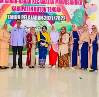 Hadiri Penamatan TK Sekecamatan Mawasangka, Ini Pesan Ketua TP-PKK Buteng