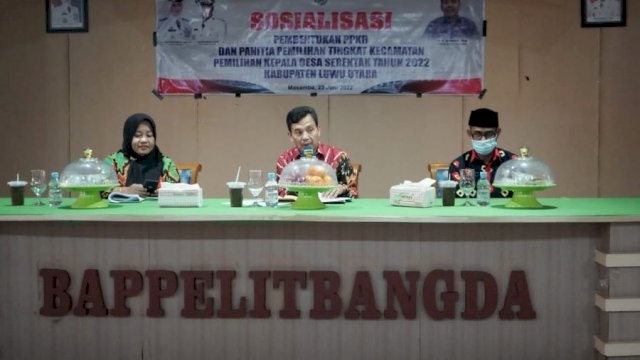 Sekretaris Daerah Kabupaten Luwu Utara, Armiadi memimpin sosialisasi Pembentukan Panitia Pemilihan Kepala Desa (PPKD) dan Panitia tingkat Kecamatan di Aula Bappelitbangda Luwu Utara. Kamis (23/06/2022)