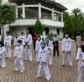 12 Atlet Taekwondo Ranting DPRD Makassar Ikuti Turnamen Tingkat Provinsi Sulsel