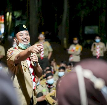 Gubernur Andi Sudirman Berkemah Bersama Pelajar di Moncong Sipolong Gowa