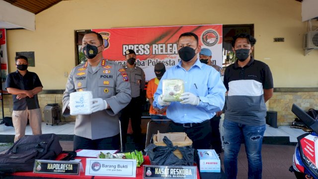 AS petani asal Kukar saat diamankan jajaran Polresta Balikpapan. (Istimewa)